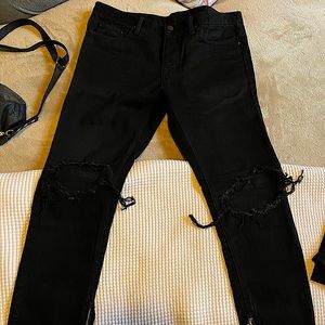 MNML distressed jeans